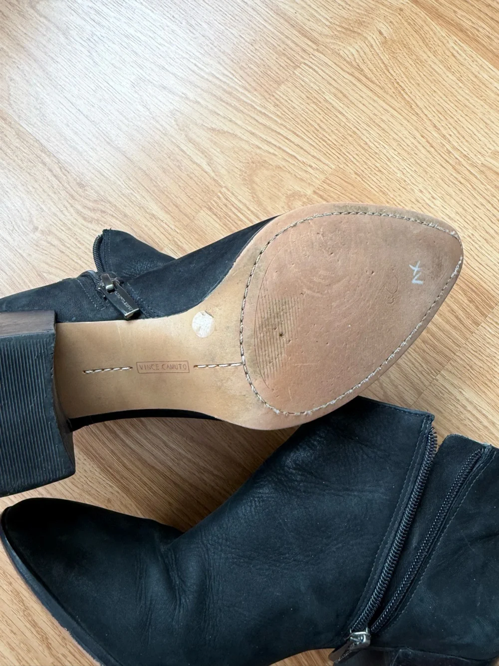 Vince Camuto Kathrina black leather ankle boots